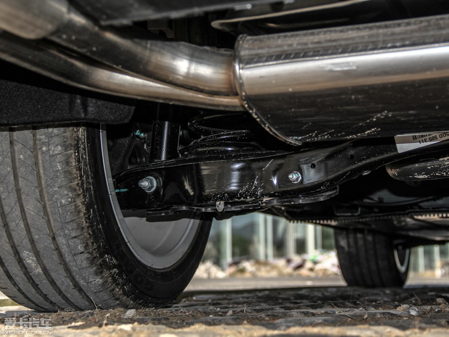 2014?yun)WA3 Limousine 35 TFSI m