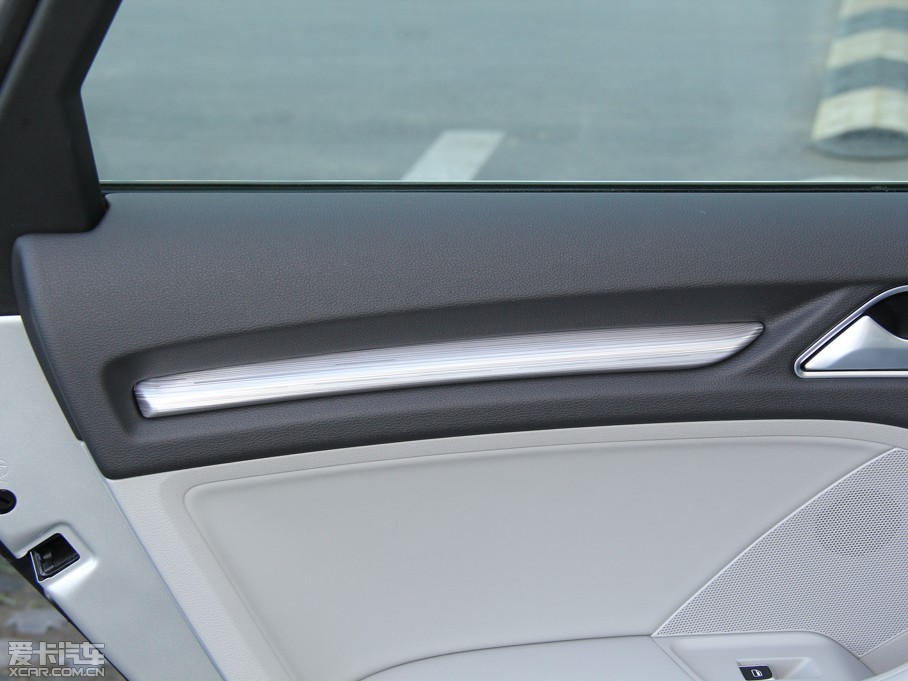 2014WA3 Limousine 35 TFSI m