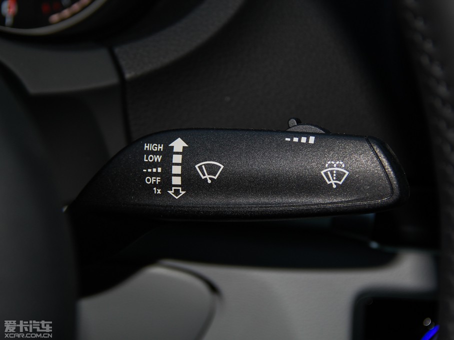 2014WA3 Limousine 35 TFSI m