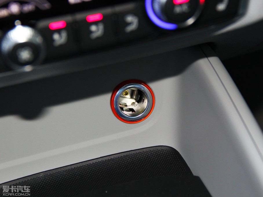 2014WA3 Limousine 35 TFSI m