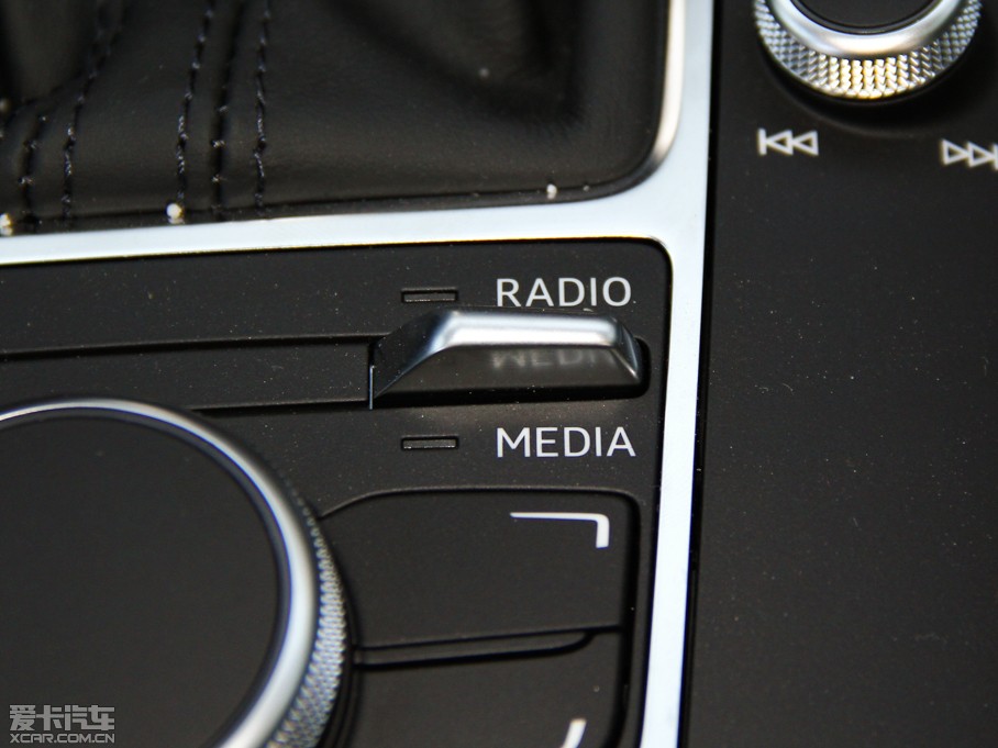 2014WA3 Limousine 35 TFSI m