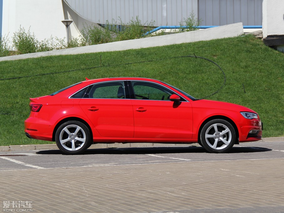 2014WA3 Limousine 35 TFSI A