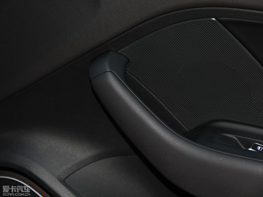 2014?yun)WA3 Limousine 35 TFSI A