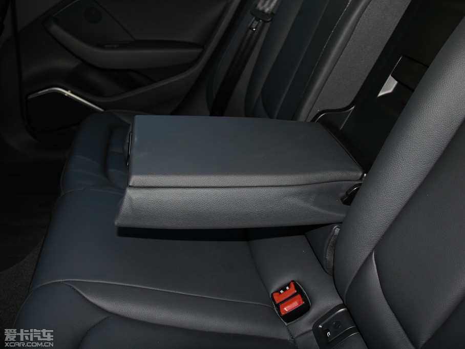 2014WA3 Limousine 35 TFSI A