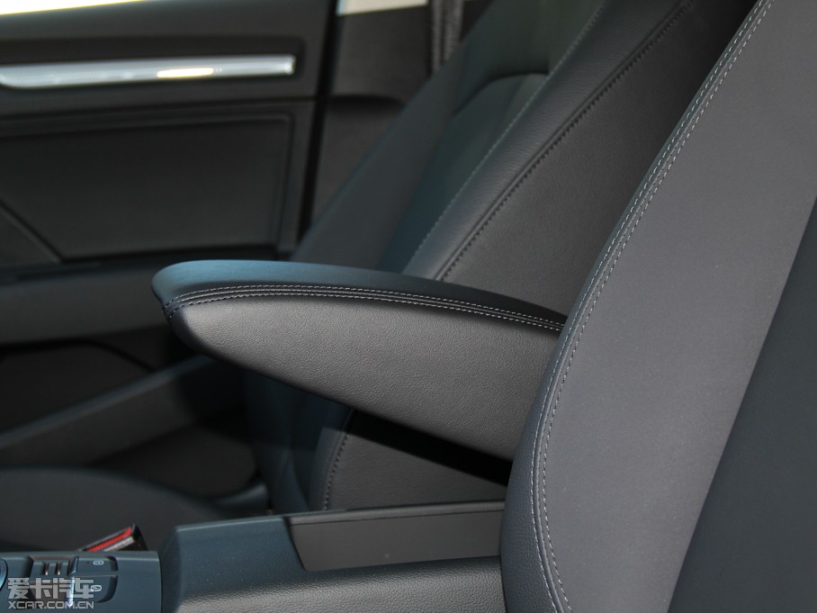 2014WA3 Limousine 35 TFSI A