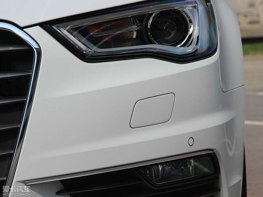 2014WA3 Limousine 35 TFSI m