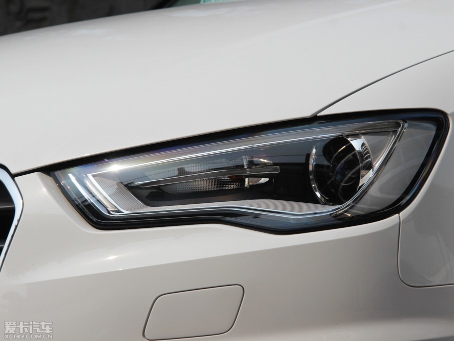 2014WA3 Limousine 35 TFSI m