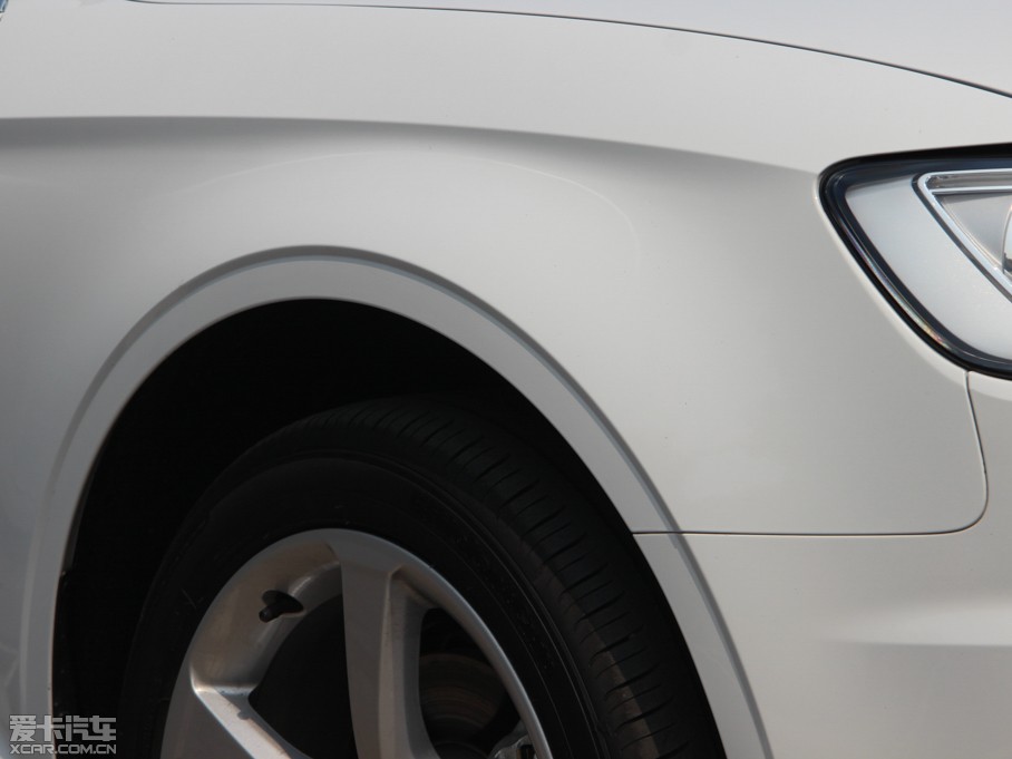 2014WA3 Limousine 35 TFSI m