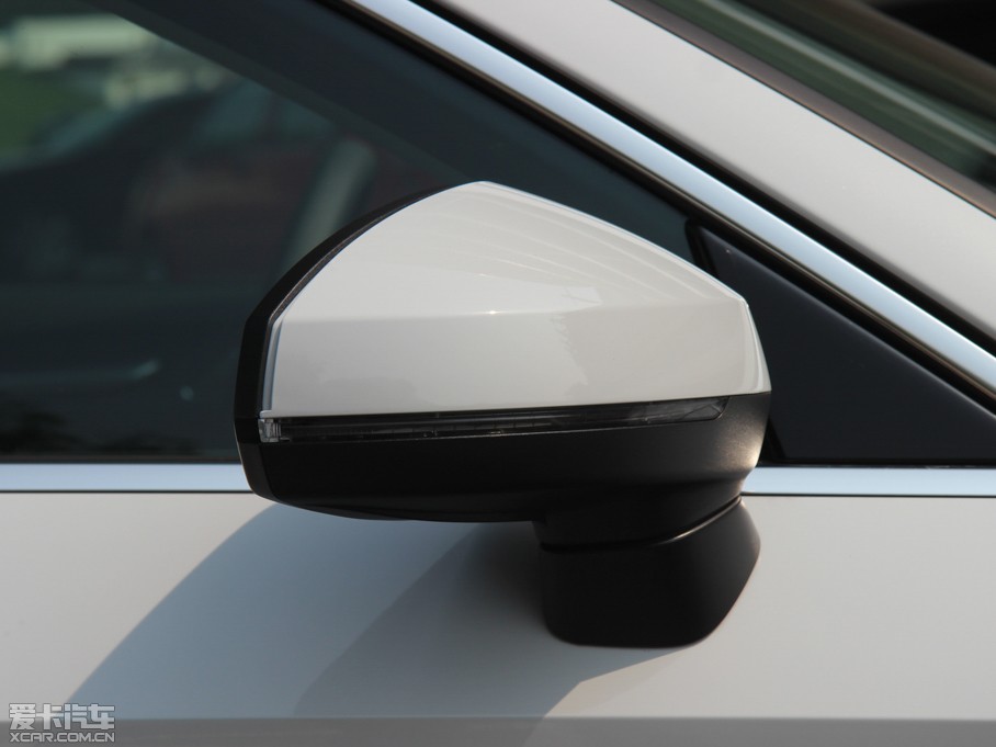 2014WA3 Limousine 35 TFSI m