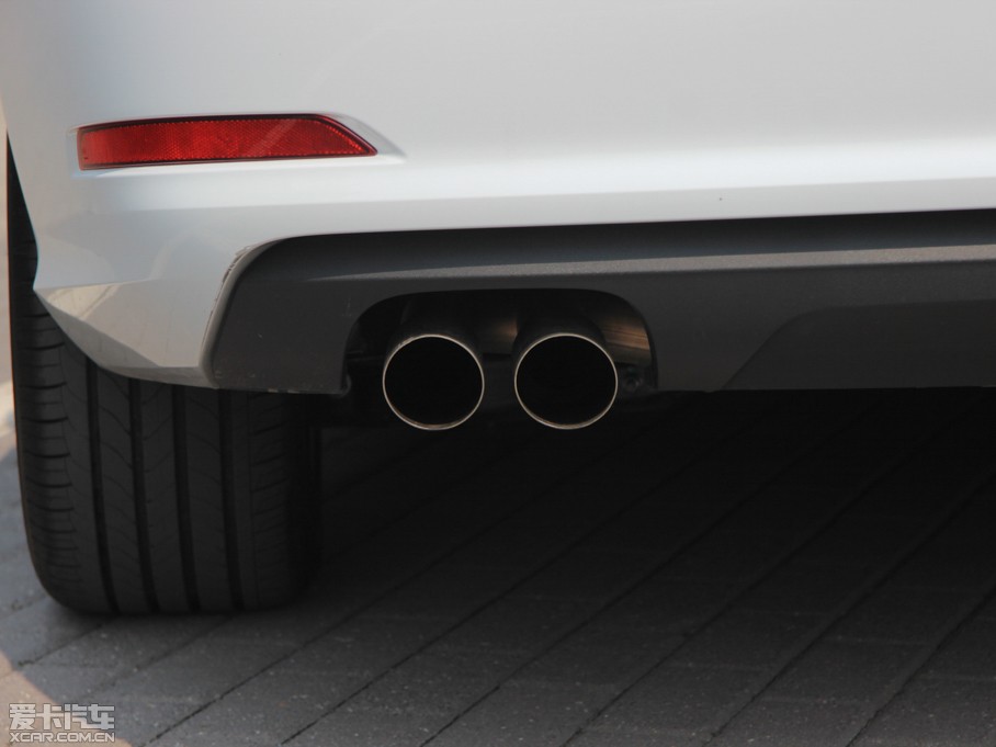 2014WA3 Limousine 35 TFSI m