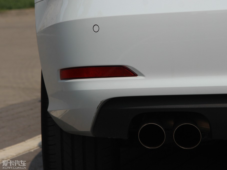 2014WA3 Limousine 35 TFSI m