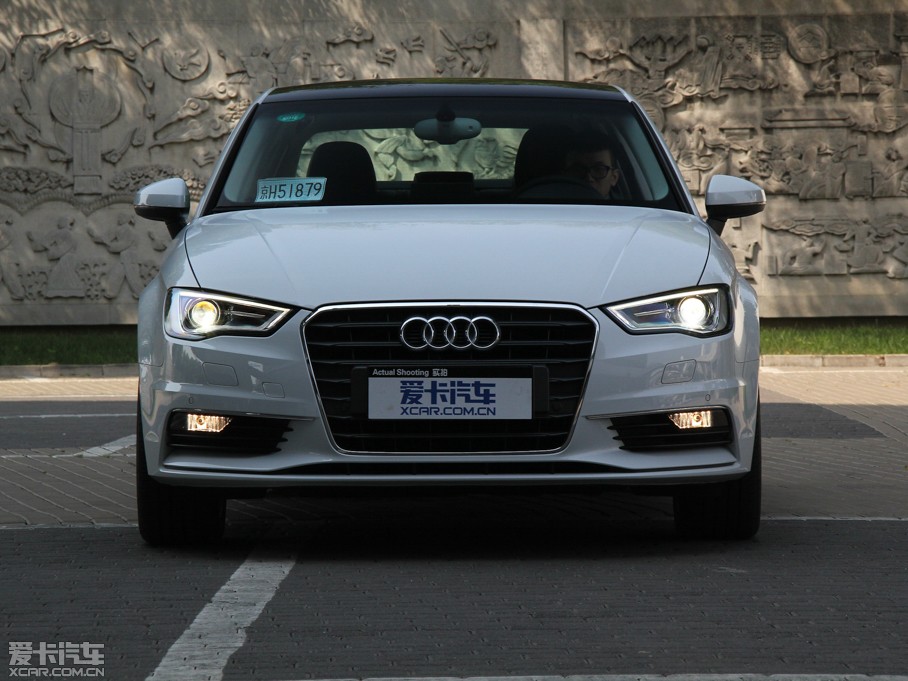 2014WA3 Limousine 35 TFSI m