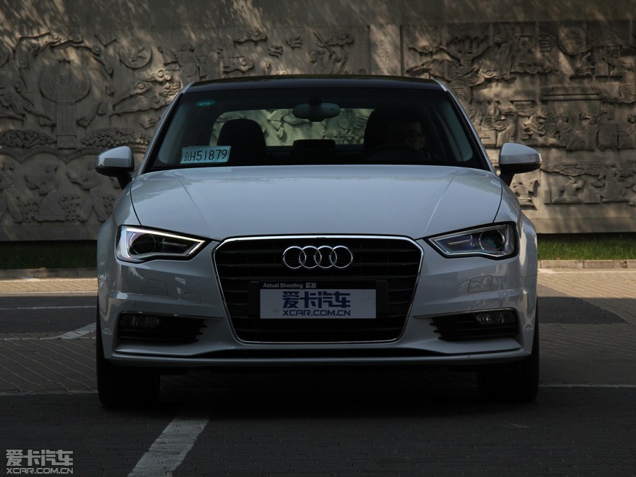 2014WA3 Limousine 35 TFSI m