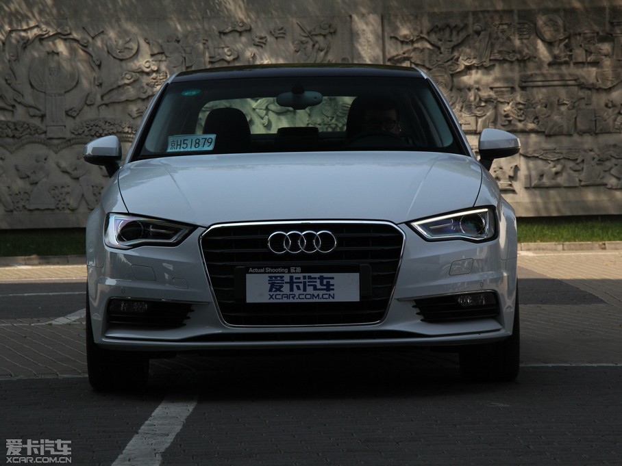 2014WA3 Limousine 35 TFSI m