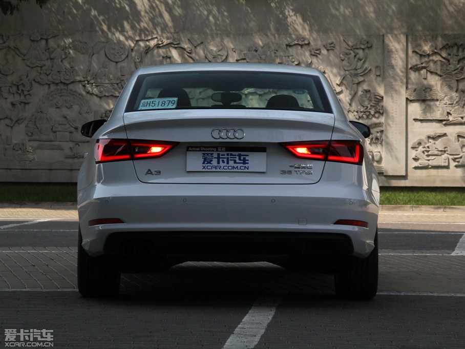 2014WA3 Limousine 35 TFSI m