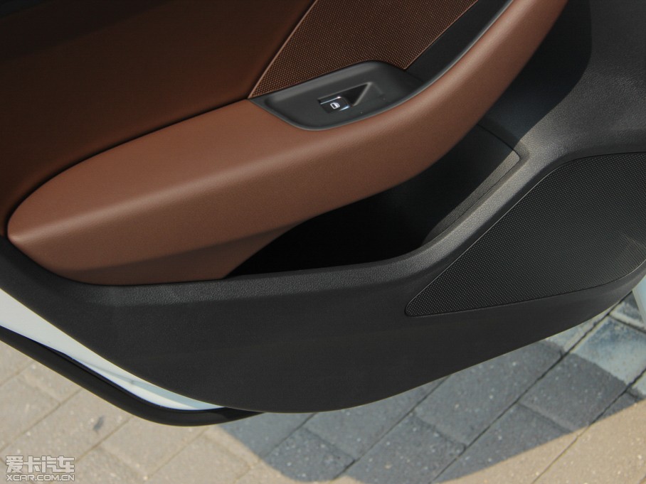 2014WA3 Limousine 35 TFSI m