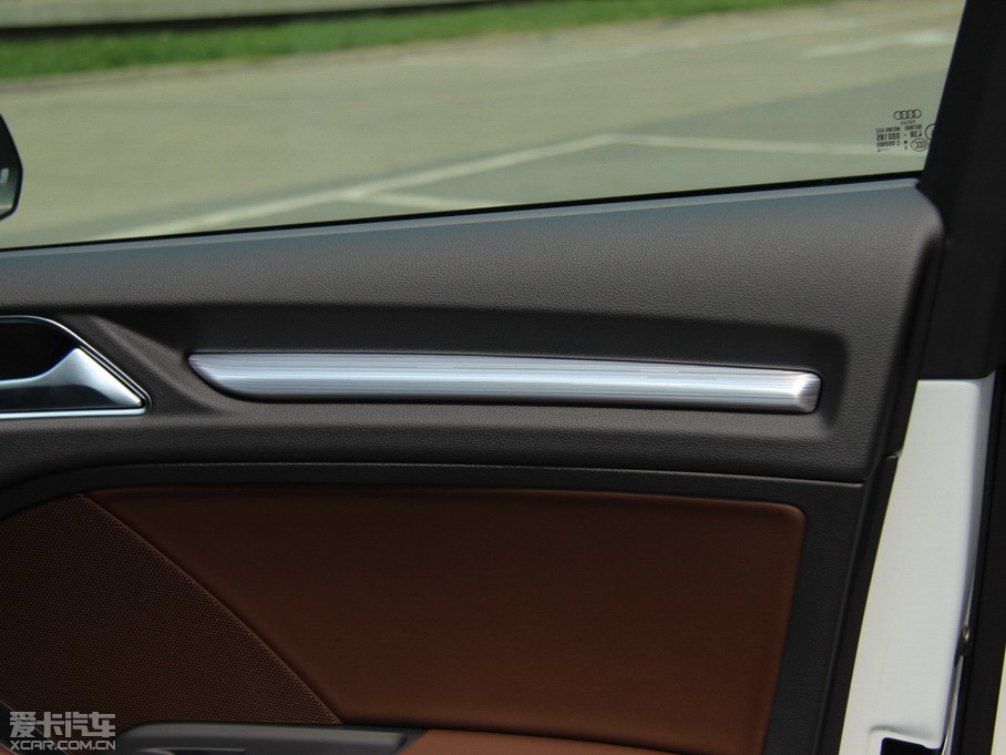 2014WA3 Limousine 35 TFSI m