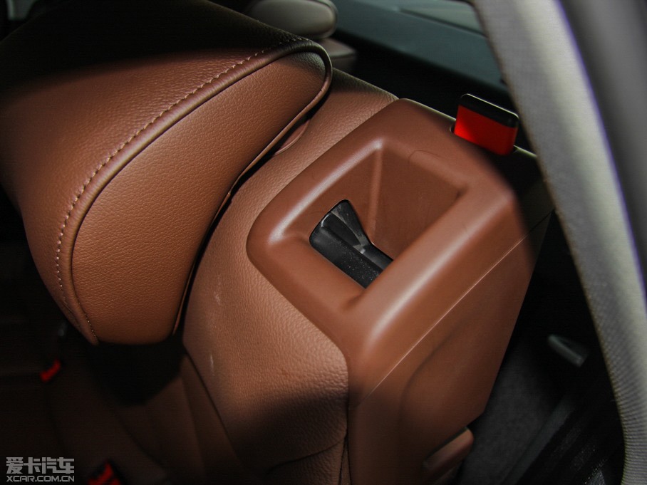 2014WA3 Limousine 35 TFSI m