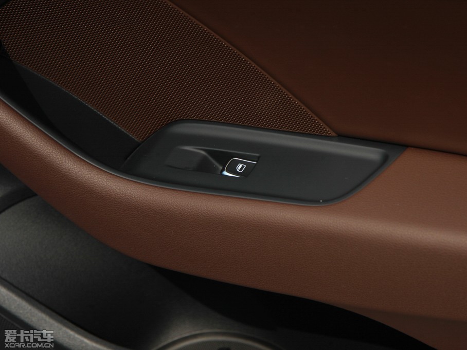 2014WA3 Limousine 35 TFSI m