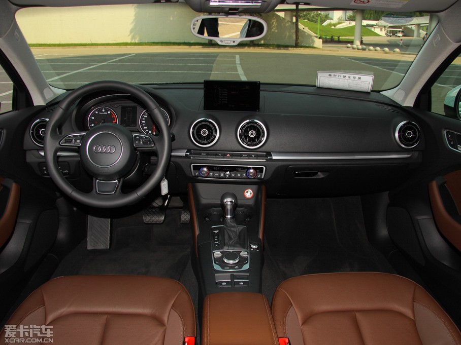 2014WA3 Limousine 35 TFSI m