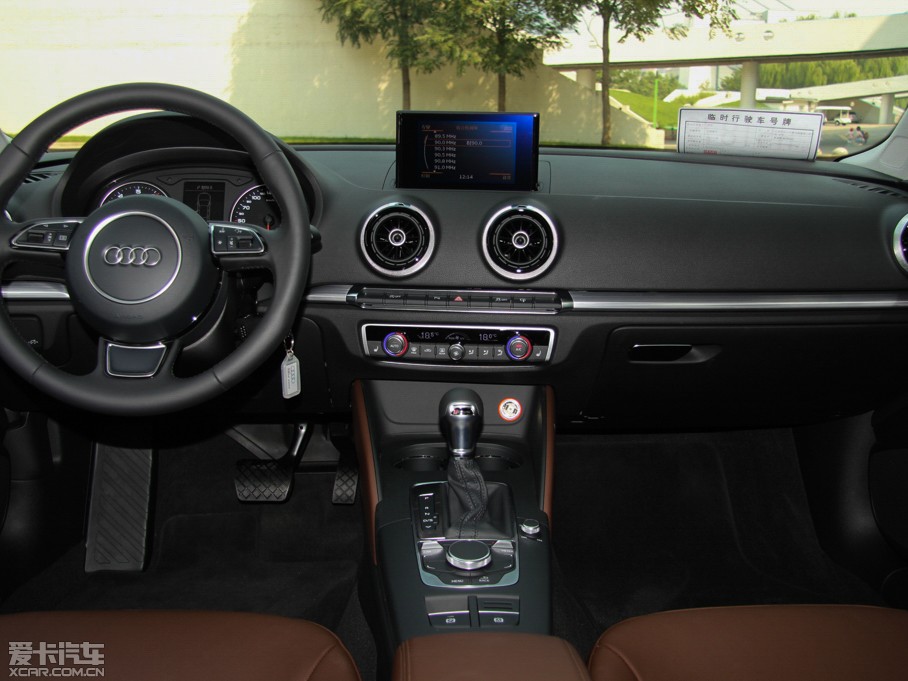 2014WA3 Limousine 35 TFSI m