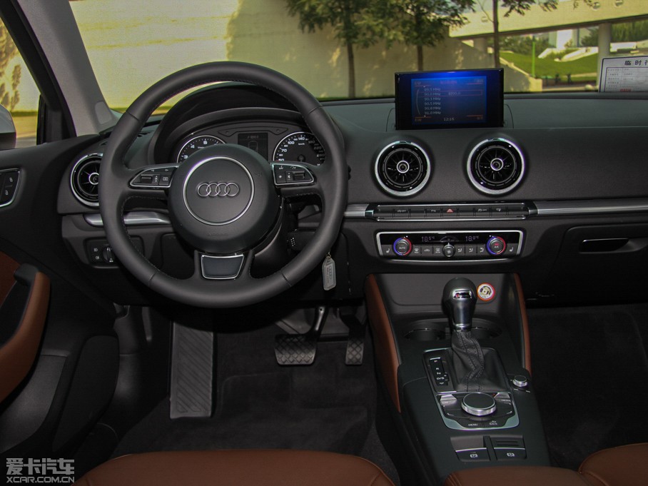 2014WA3 Limousine 35 TFSI m