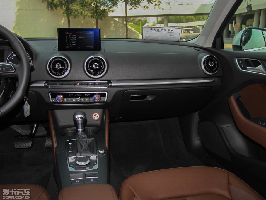 2014WA3 Limousine 35 TFSI m