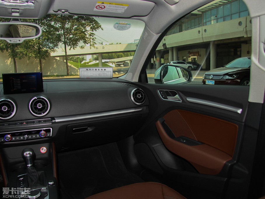 2014WA3 Limousine 35 TFSI m