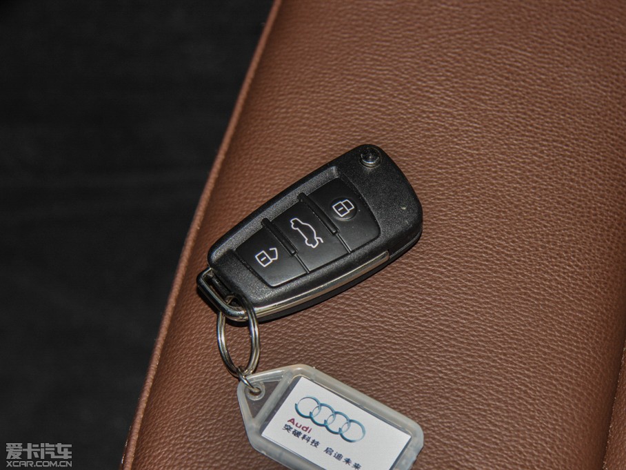 2014WA3 Limousine 35 TFSI m