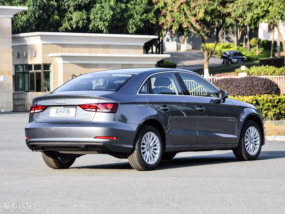 2014WA3 Limousine 35 TFSI Mȡ