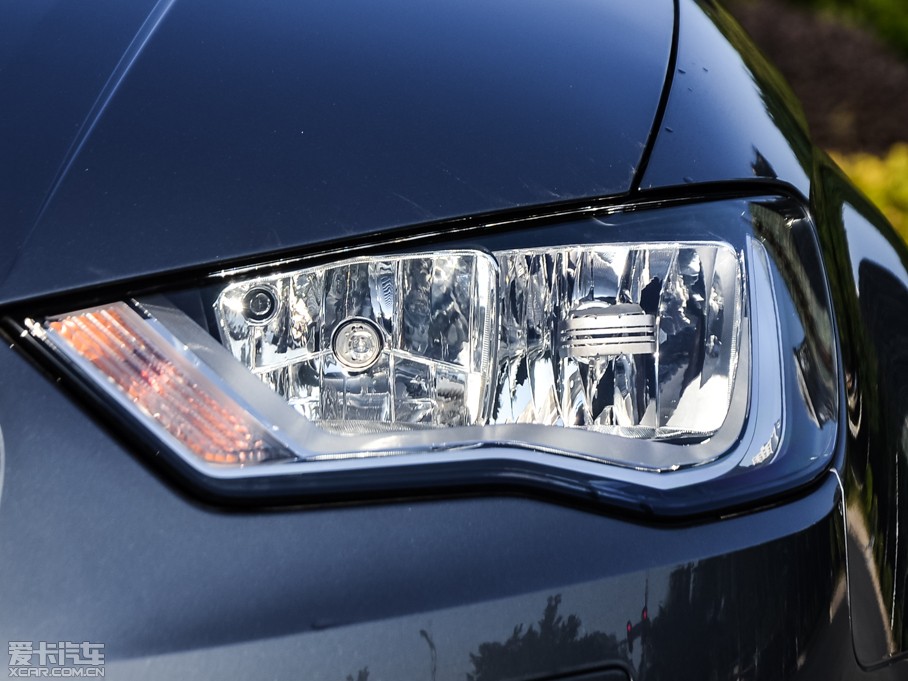 2014?yun)WA3 Limousine 35 TFSI M(jn)ȡ