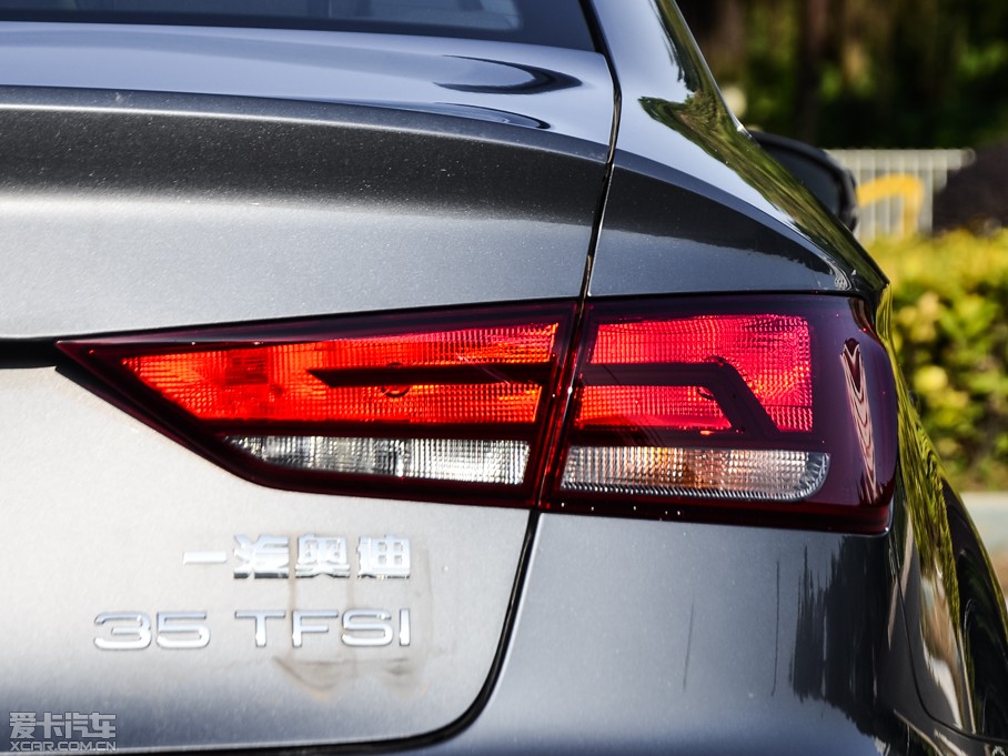 2014WA3 Limousine 35 TFSI Mȡ