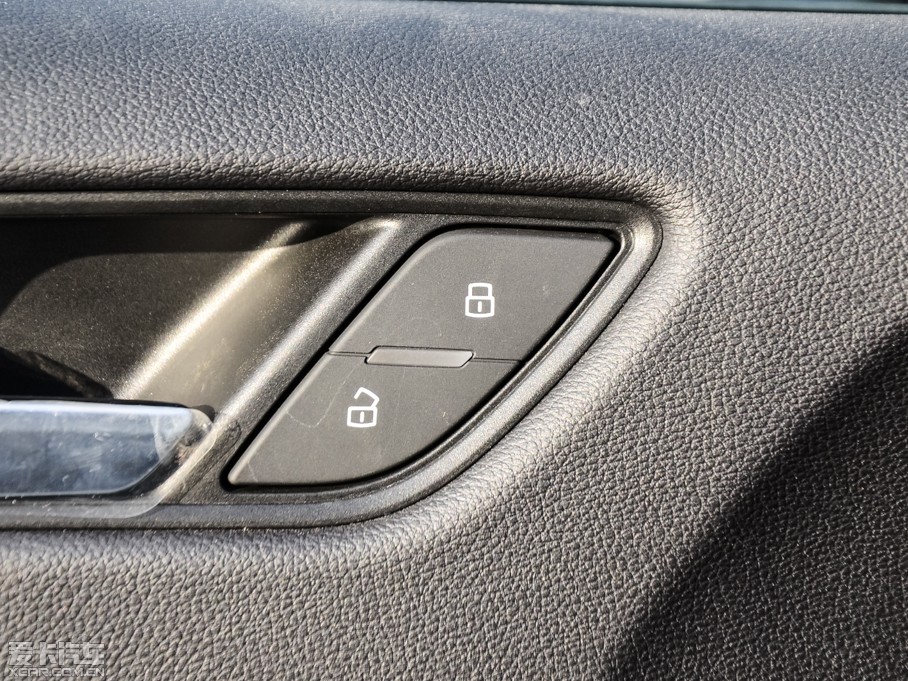 2014WA3 Limousine 35 TFSI Mȡ