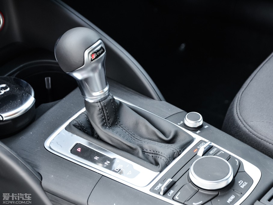 2014WA3 Limousine 35 TFSI Mȡ