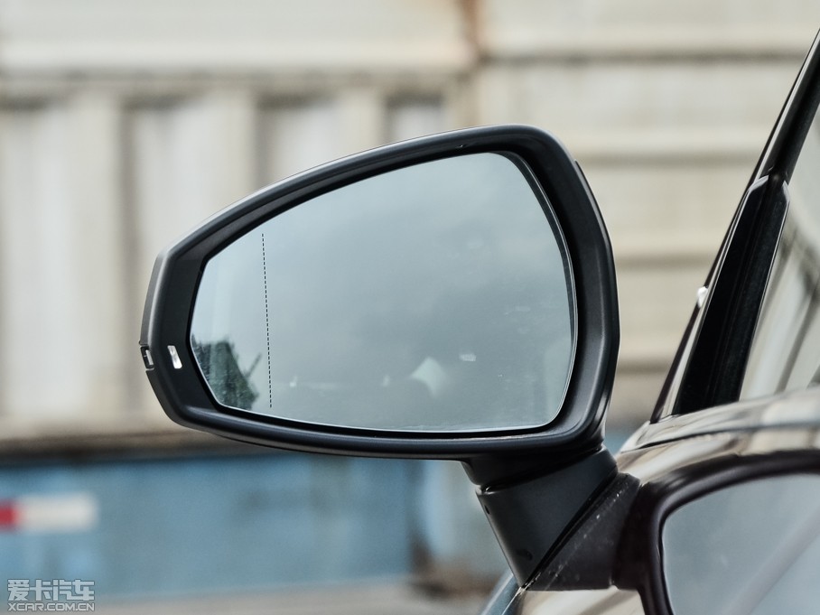 2014WA3 Limousine 35 TFSI r