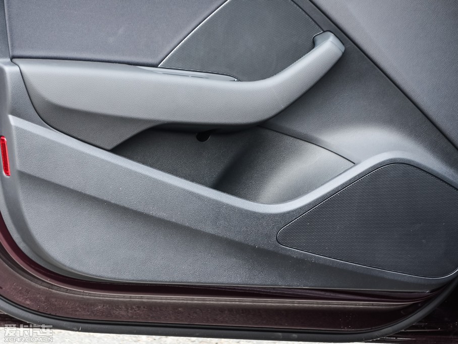 2014WA3 Limousine 35 TFSI r