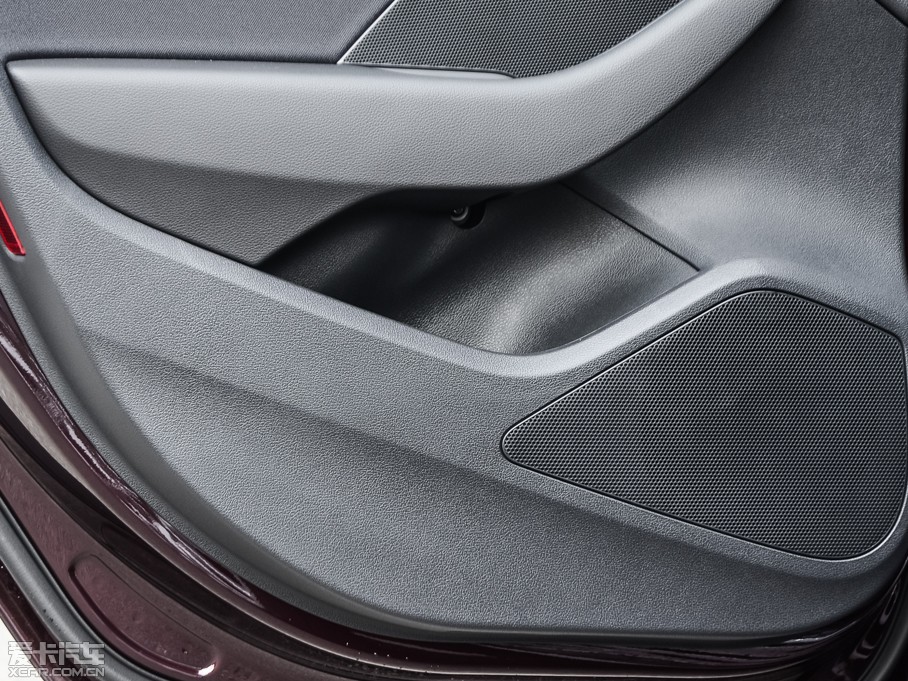 2014WA3 Limousine 35 TFSI r