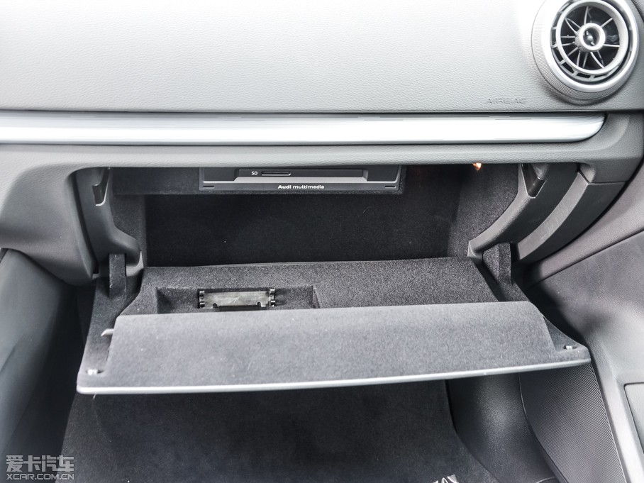 2014WA3 Limousine 35 TFSI r