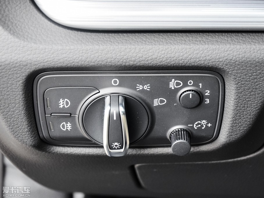 2014WA3 Limousine 35 TFSI r