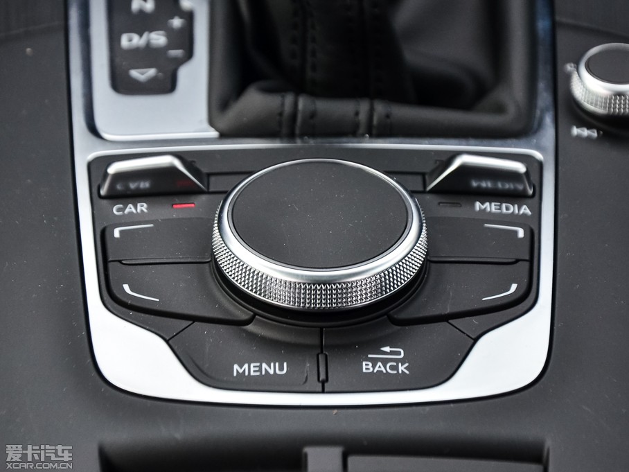 2014WA3 Limousine 35 TFSI r