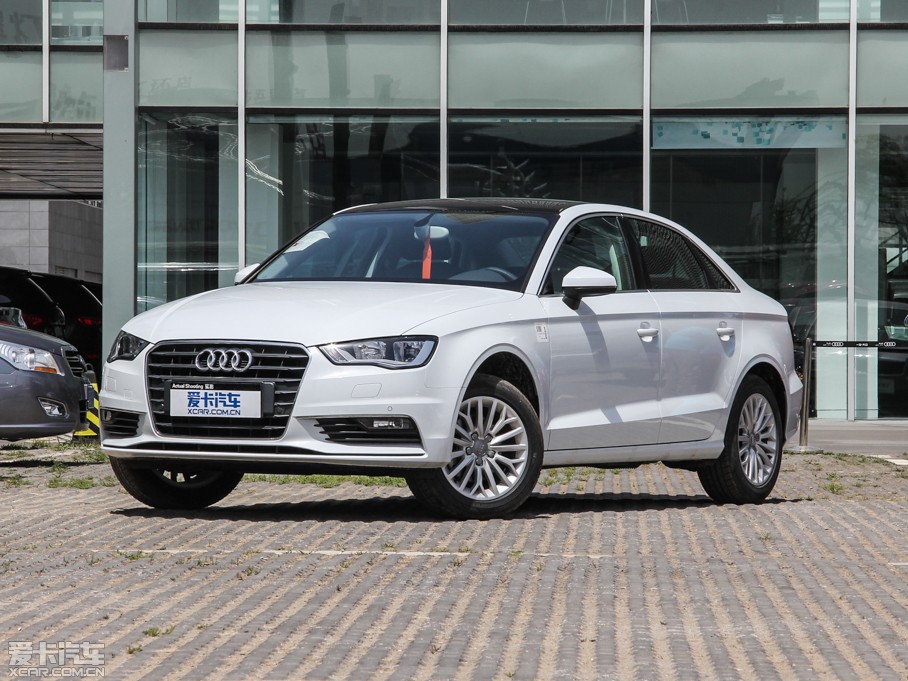 2014?yun)WA3 Limousine 35 TFSI r(sh)