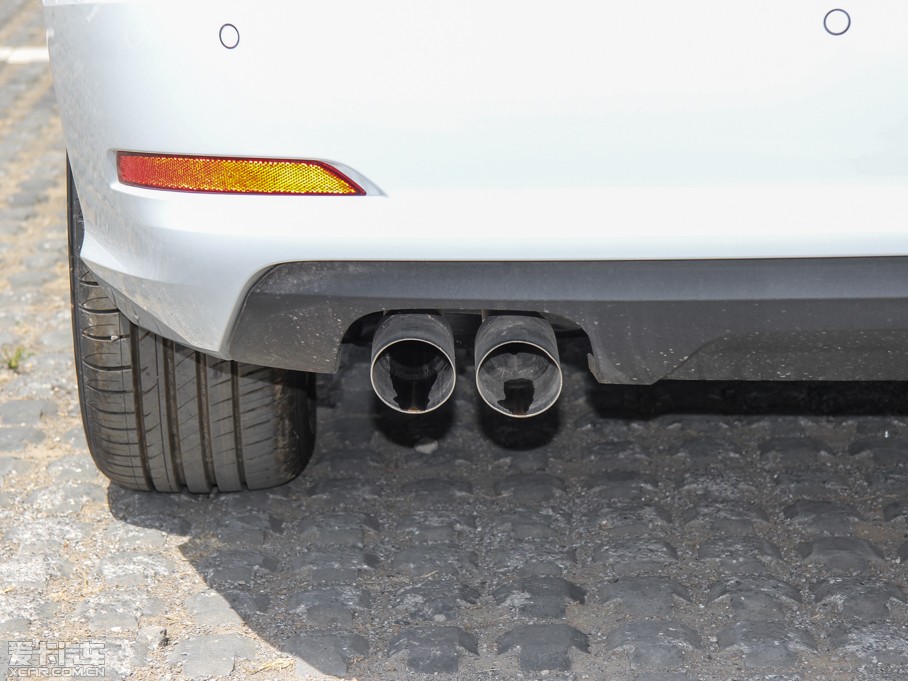 2014?yun)WA3 Limousine 35 TFSI r(sh)