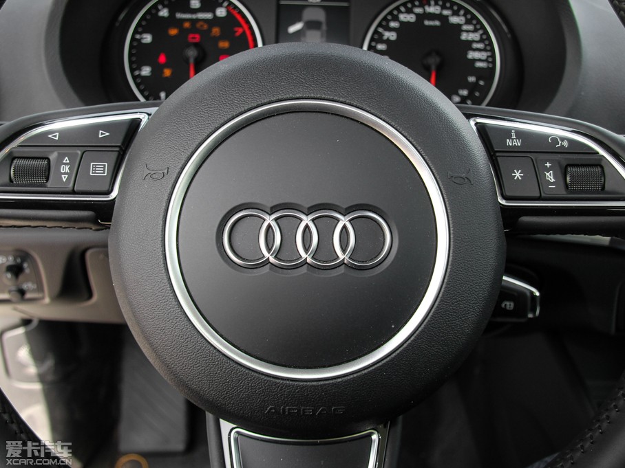 2014WA3 Limousine 35 TFSI r