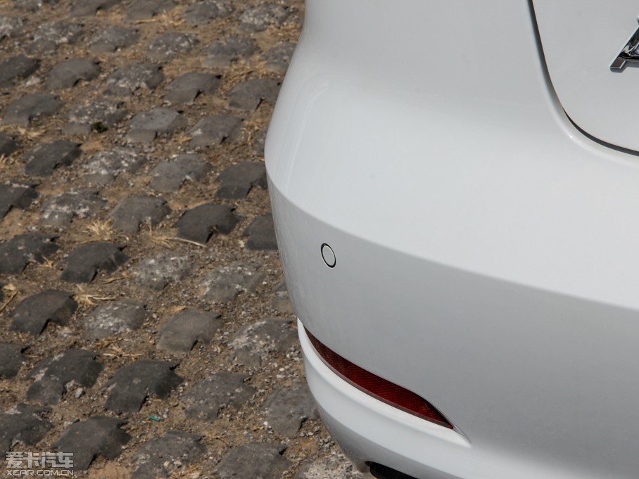 2014?yun)WA3 Limousine 35 TFSI r(sh)