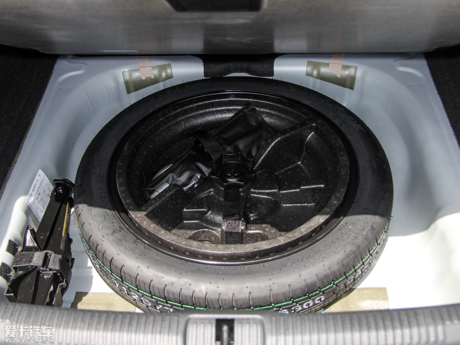 2014WA3 Limousine 35 TFSI r