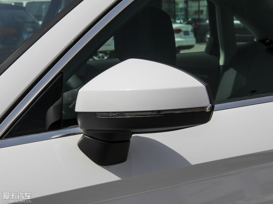 2014WA3 Limousine 35 TFSI r