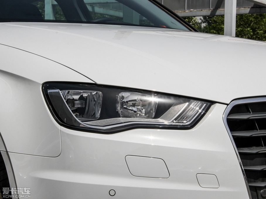 2014WA3 Limousine 35 TFSI r