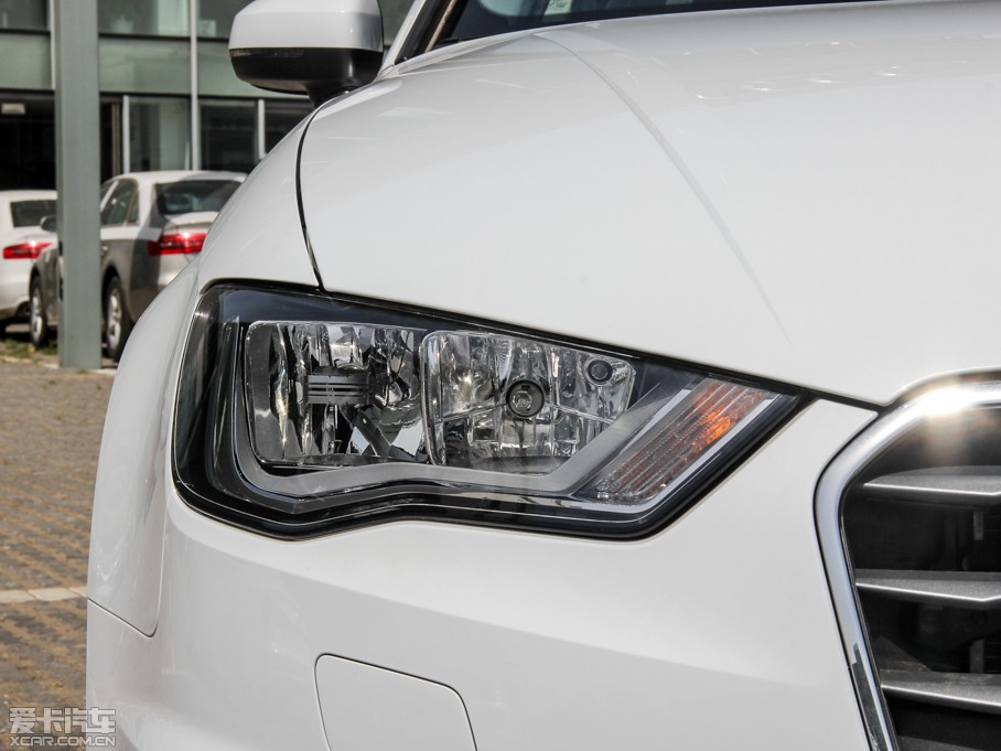 2014WA3 Limousine 35 TFSI r