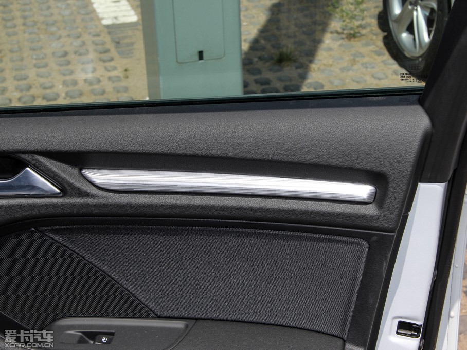 2014WA3 Limousine 35 TFSI r