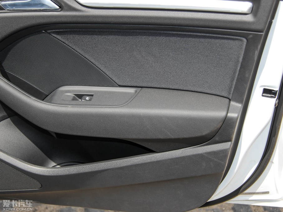 2014WA3 Limousine 35 TFSI r